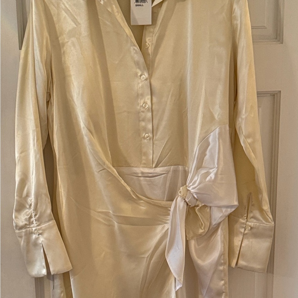 Aqua Ivory Shirt with White Collar